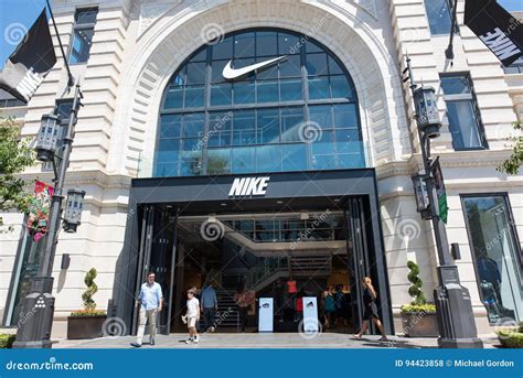 sneaker stores los angeles|nike store downtown los angeles.